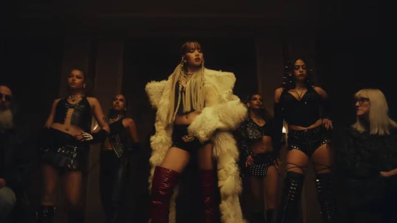 LISA as Vixi in the FUTW Vixi Solo Version official music video