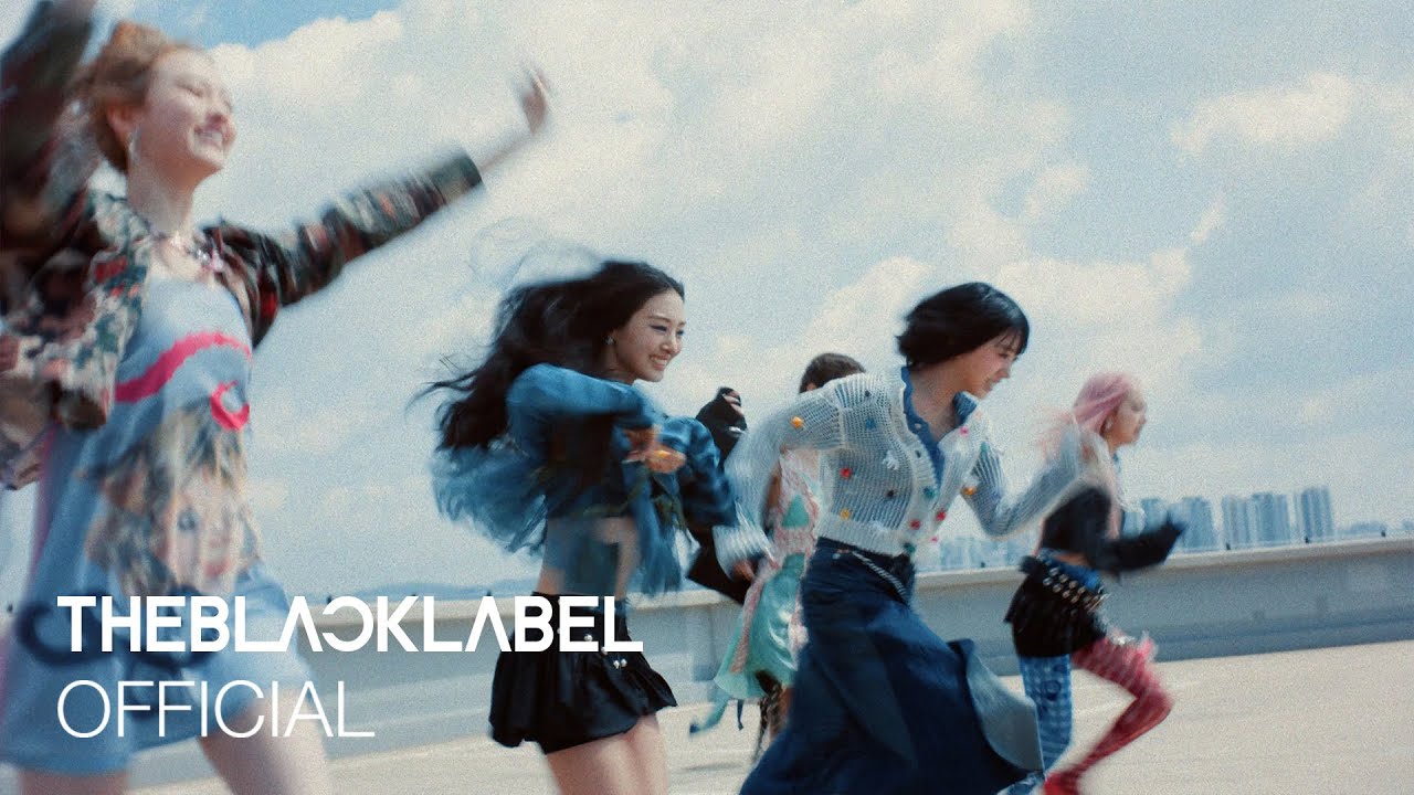 MEOVV together in the DROP TOP official music video