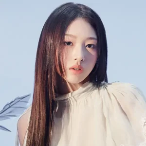 Minami of RESCENE in an official profile portrait