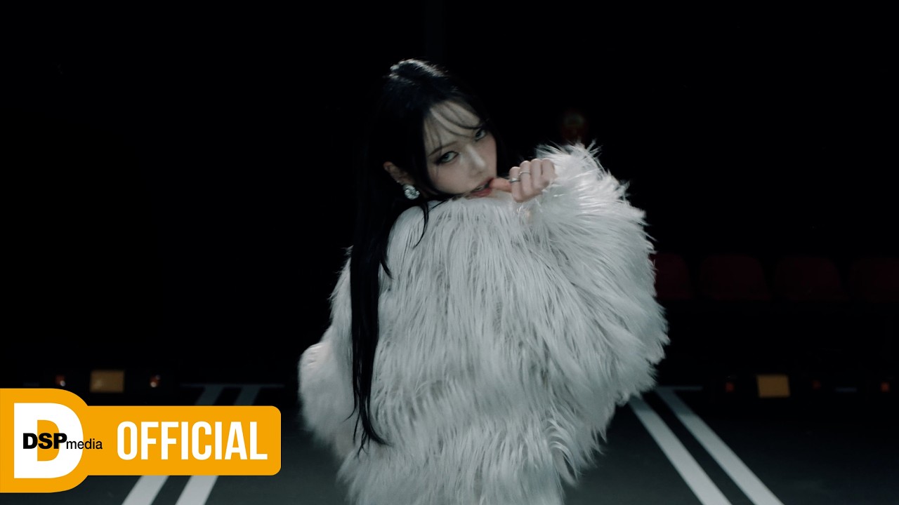 Somin in the official Backseat music video