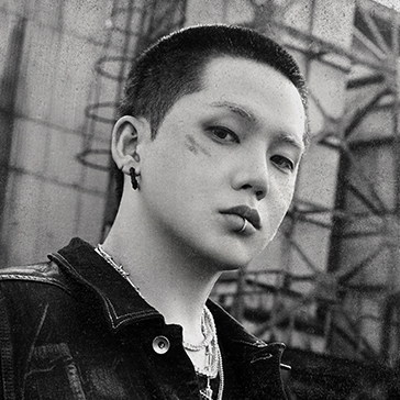 Choi Hyun Suk of TREASURE official profile portrait
