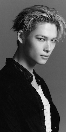 Ni-ki official profile portrait
