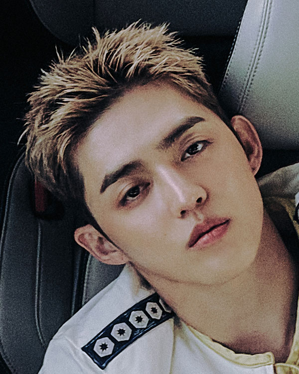 S.COUPS official SEVENTEEN profile photograph