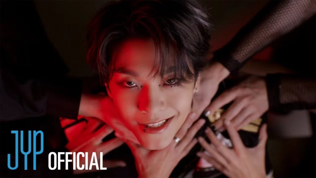 Hanyu, Zihao, Xinlong, Zeyu, Mingrui and Shuyang in exact playlist video 5hlTVAmMkUE.