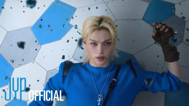 FARMING: Stray Kids Turned the Grind Into a Windows XP Fever Dream React card