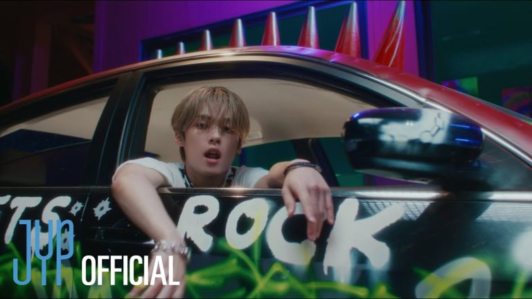 SUPER BOARD Video React: Stray Kids Put a Hoverboard Noise in the Hook and Dared Me to Object React card