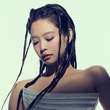 JENNIE