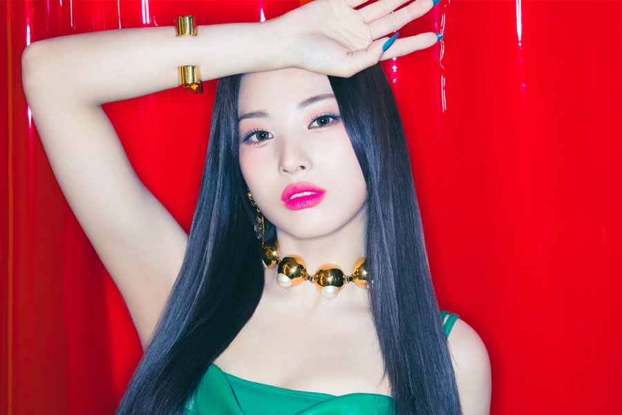 Jinni during her NMIXX era