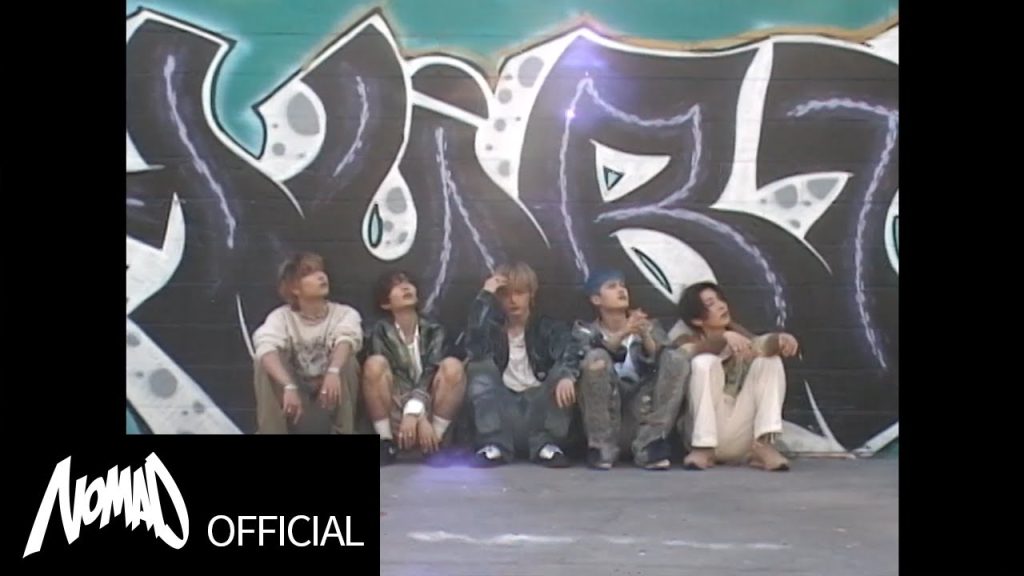 NOMAD Automatic exact-video React card