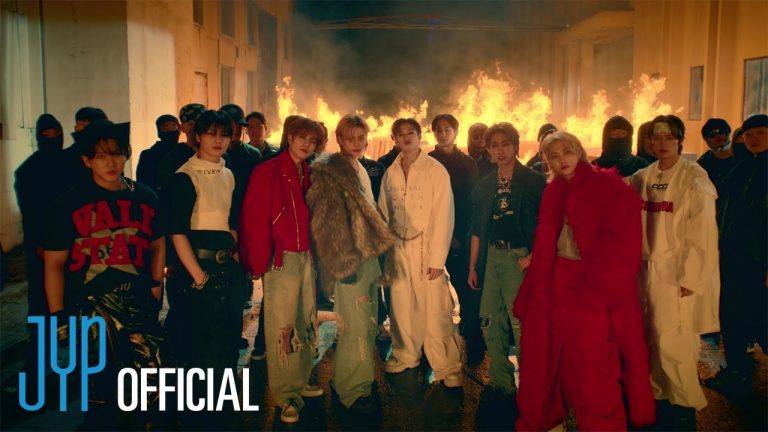 TOPLINE Video React: Stray Kids Brought Tiger JK into the Warehouse and Paid the Lineage Forward React card