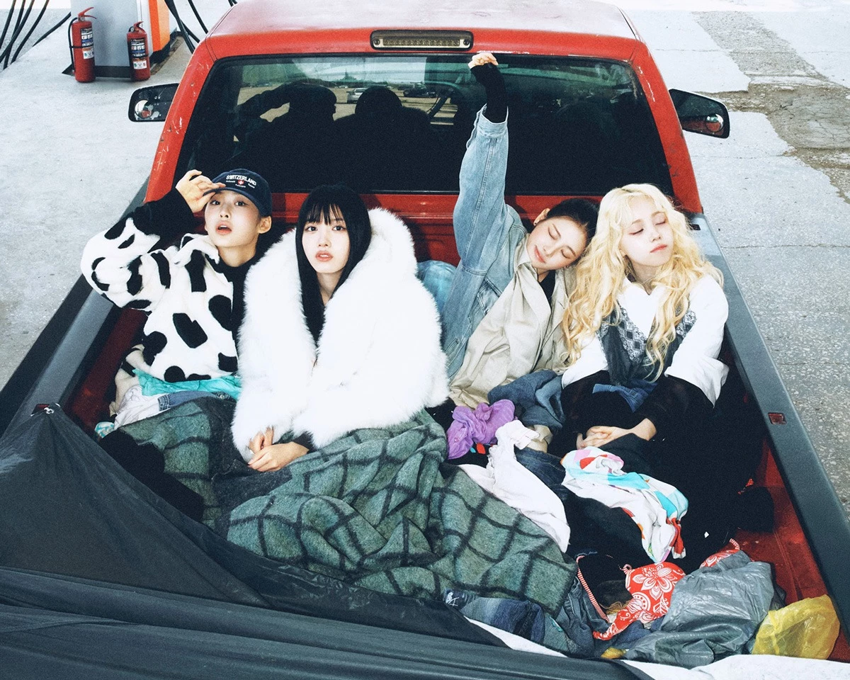 Baby DONT Cry members Yihyun, Kumi, Mia and Beni