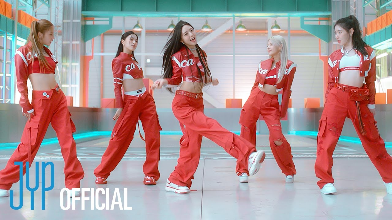 CAKE: ITZY Made a Nonsense Hook Carry a Very Serious Workload