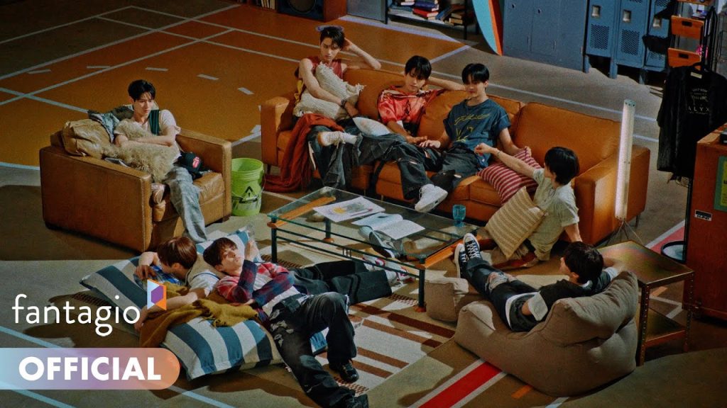Jinsu, Chael, Takuma, Junwoo, Dohyun, Ian, Ji Eunho and Eunseop in exact playlist video cC8s61aQipQ.
