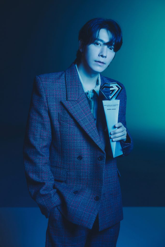 Donghae in the Super Junior25 official press portraits