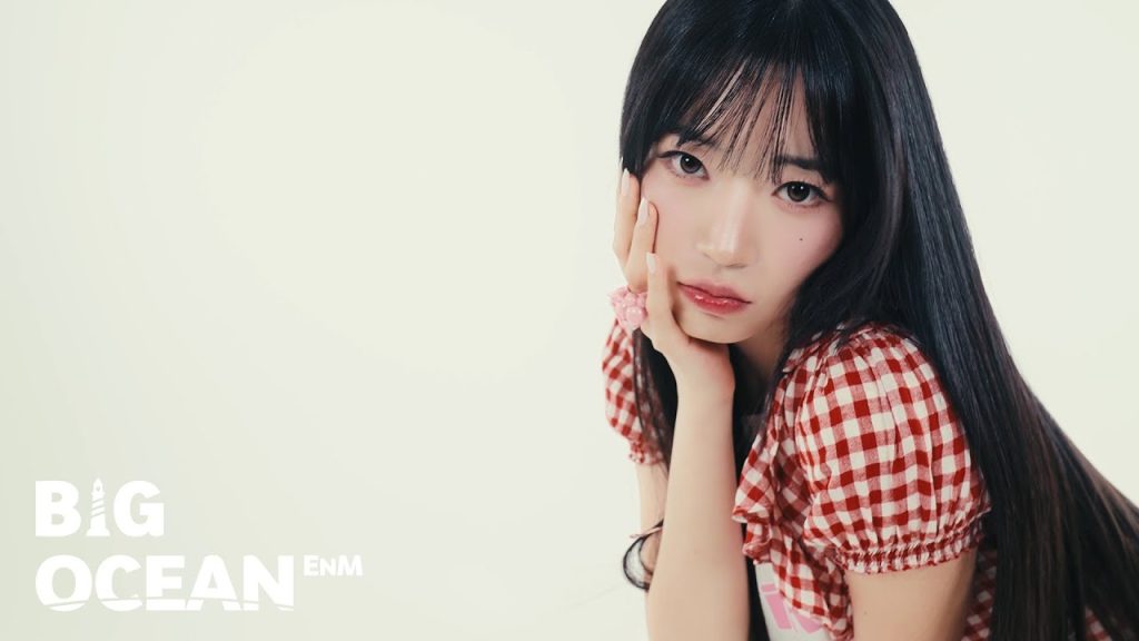 Eungi in the official individual iii member reveal video.