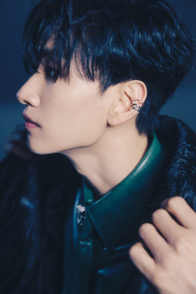 Eunhyuk in the Super Junior25 official press portraits