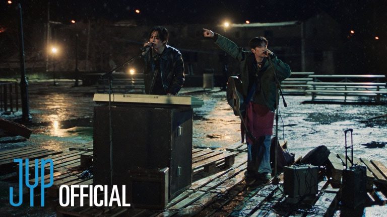 CINEMA Video React: Lee Know and Seungmin Kept the Curtain Open for Each Other React card