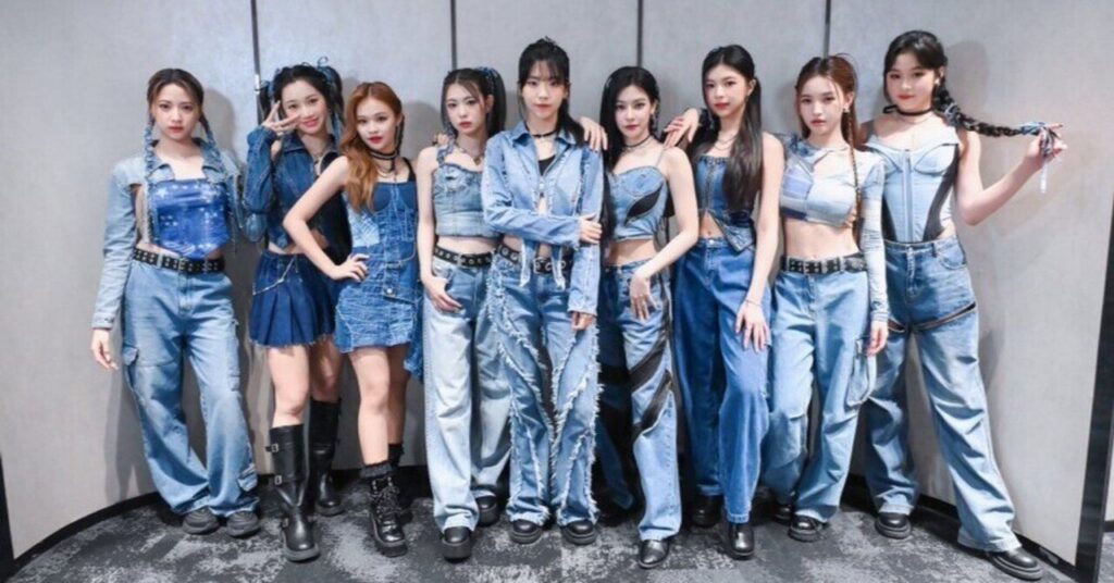 Gen1es all nine members promotional group photo