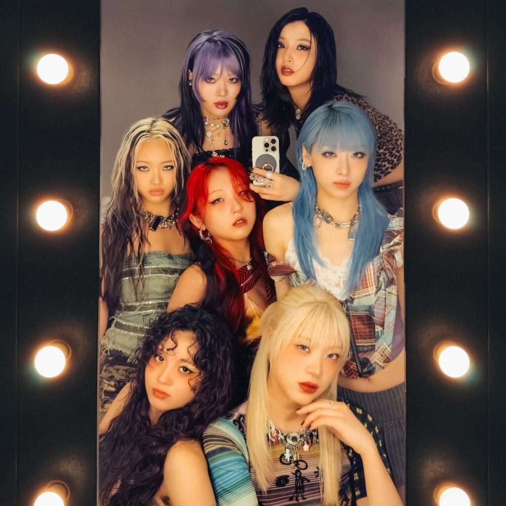 HANA members CHIKA NAOKO JISOO YURI MOMOKA KOHARU and MAHINA official group photo