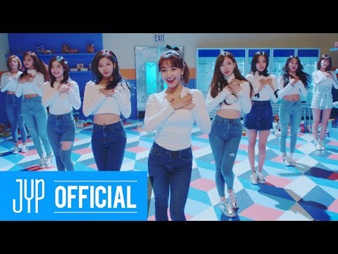Heart Shaker: TWICE Turned One Confession Into a Nine-Woman Winter Stampede