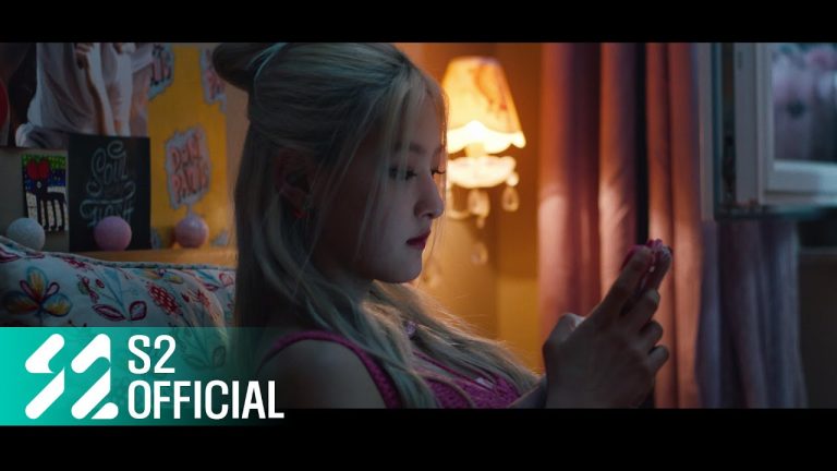 Play Love Games MV React: HANEUL Logged Out Before the Crush Could Grade Her React card