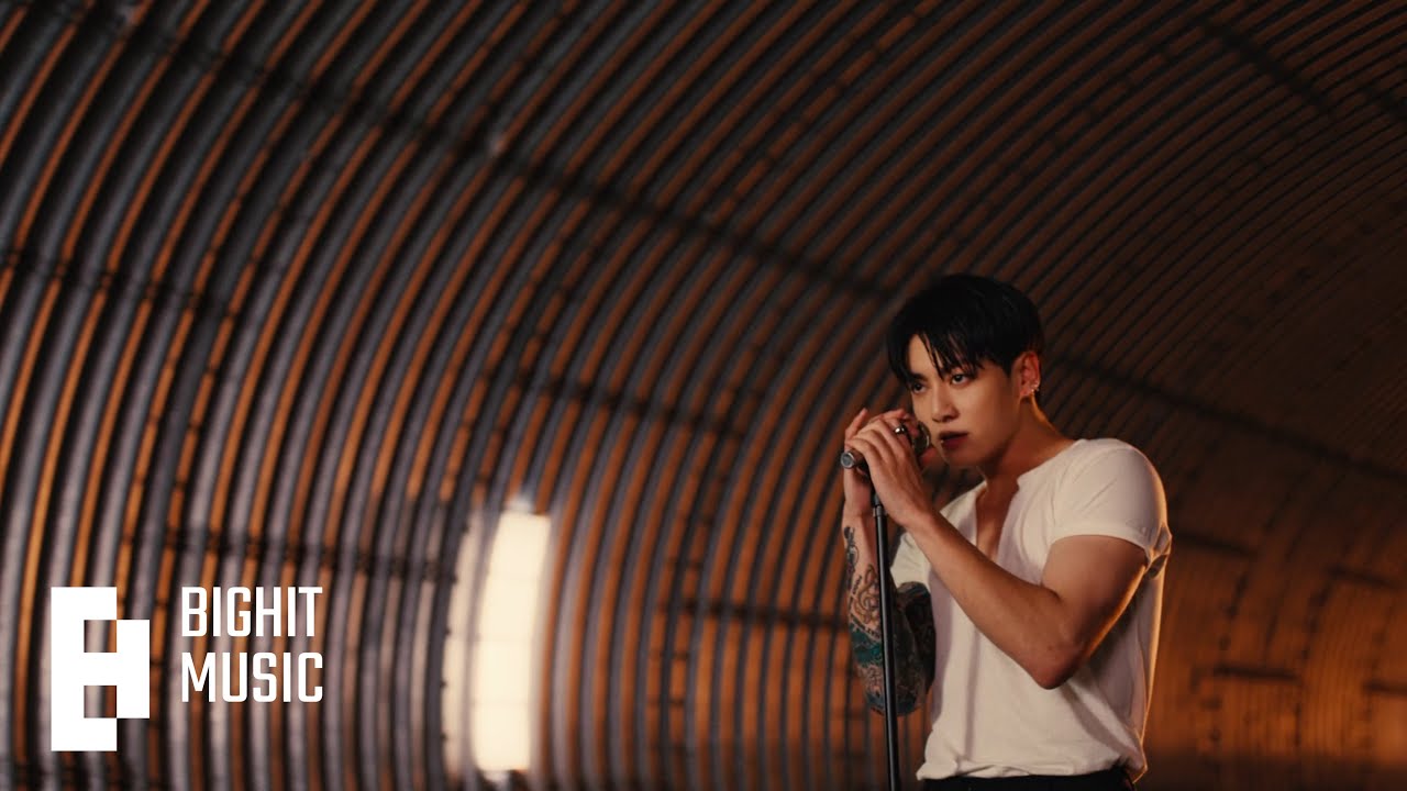 Standing Next to You Choreography: Jung Kook Makes Precision Look Expensive