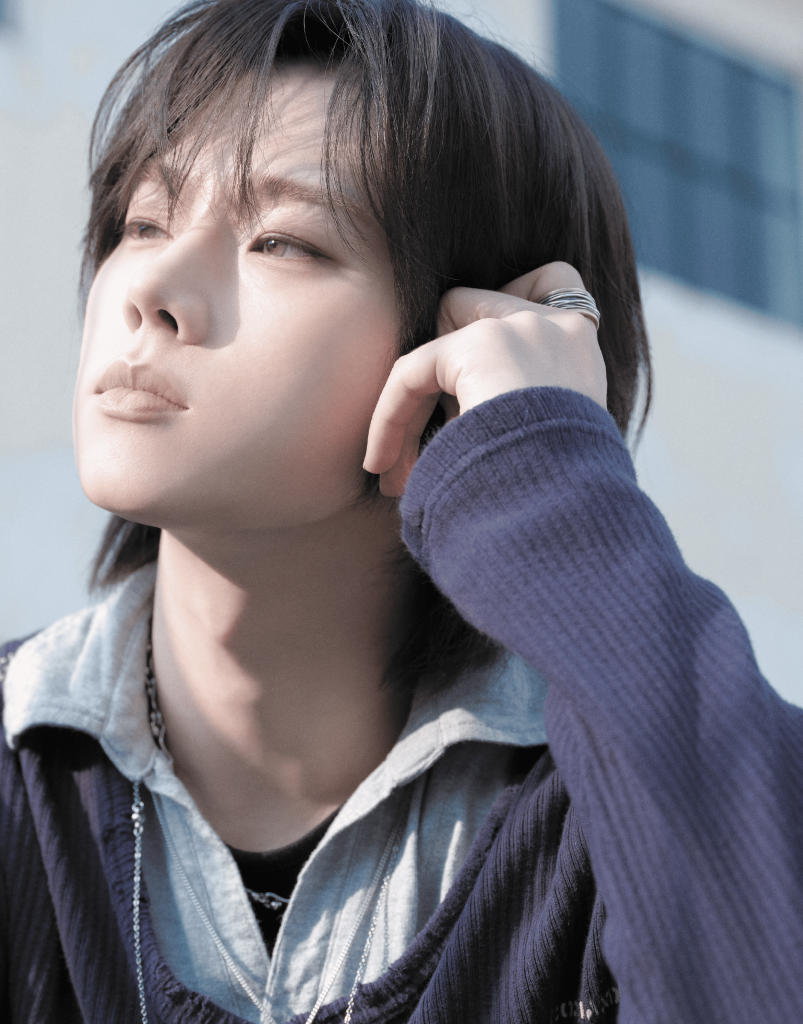 Jungsu official current Xdinary Heroes profile portrait