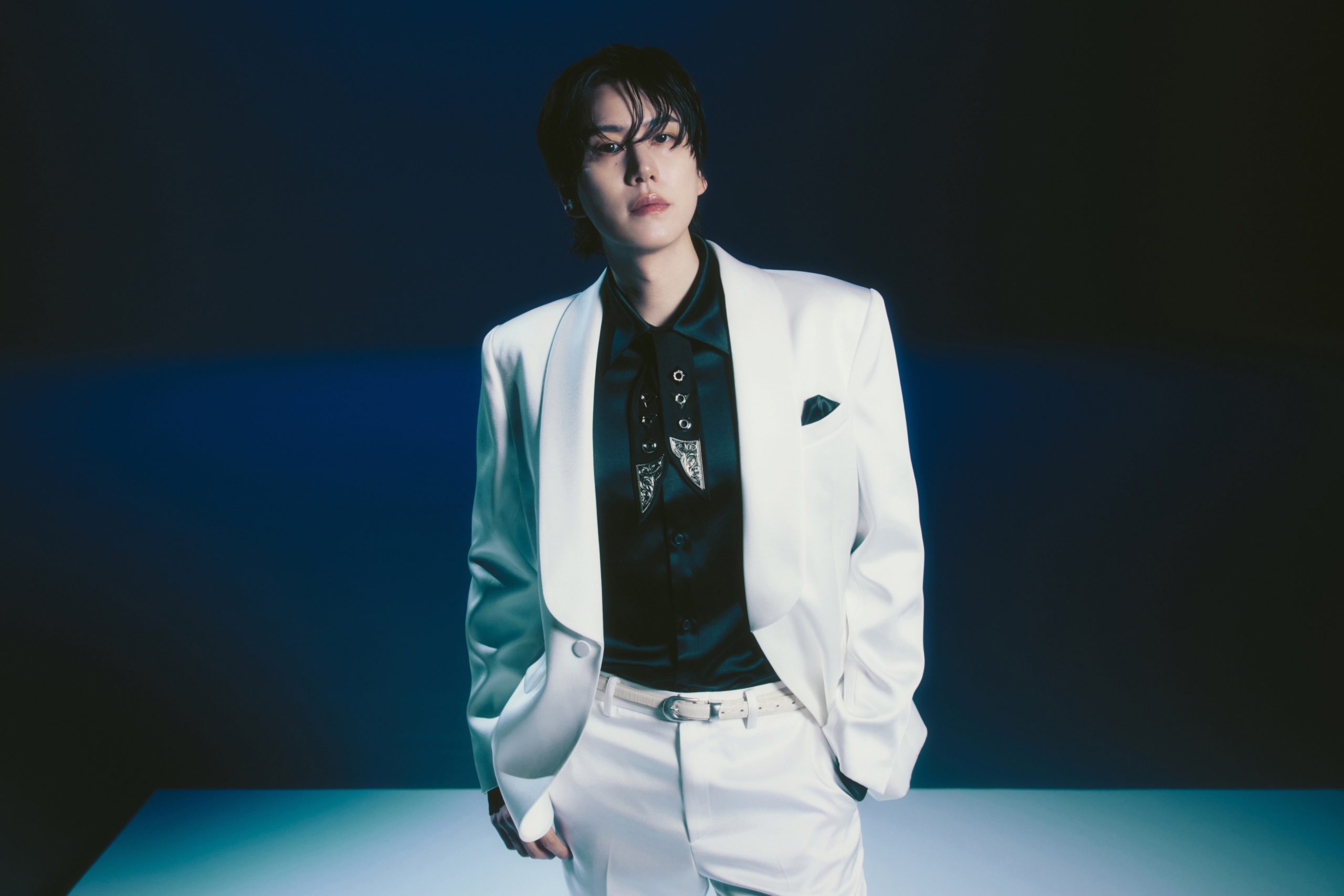 Kyuhyun in the Super Junior25 official press portraits