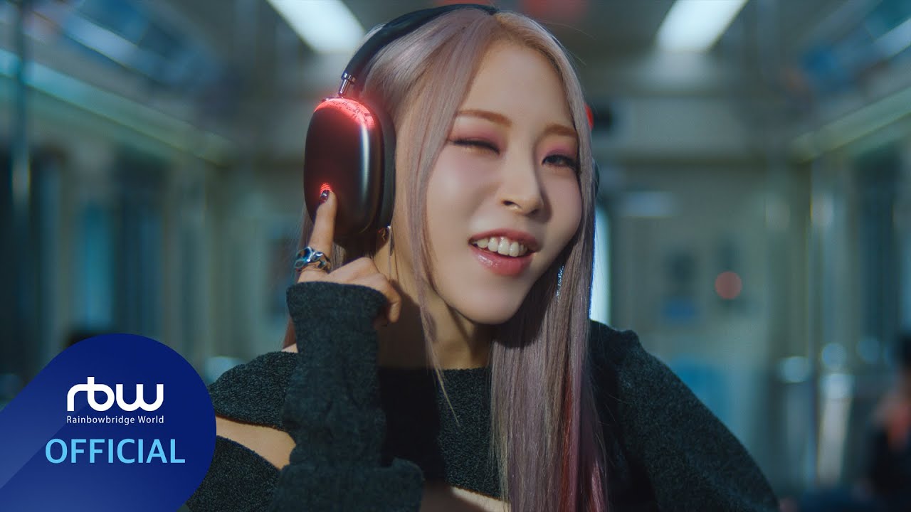 Moonbyul of MAMAMOO: Member and Artist Profile