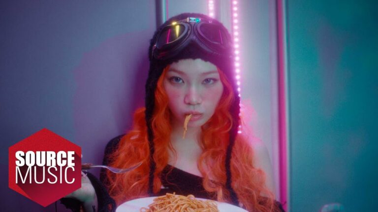 SPAGHETTI: LE SSERAFIM and j-hope Made Irritation Into Dinner React card