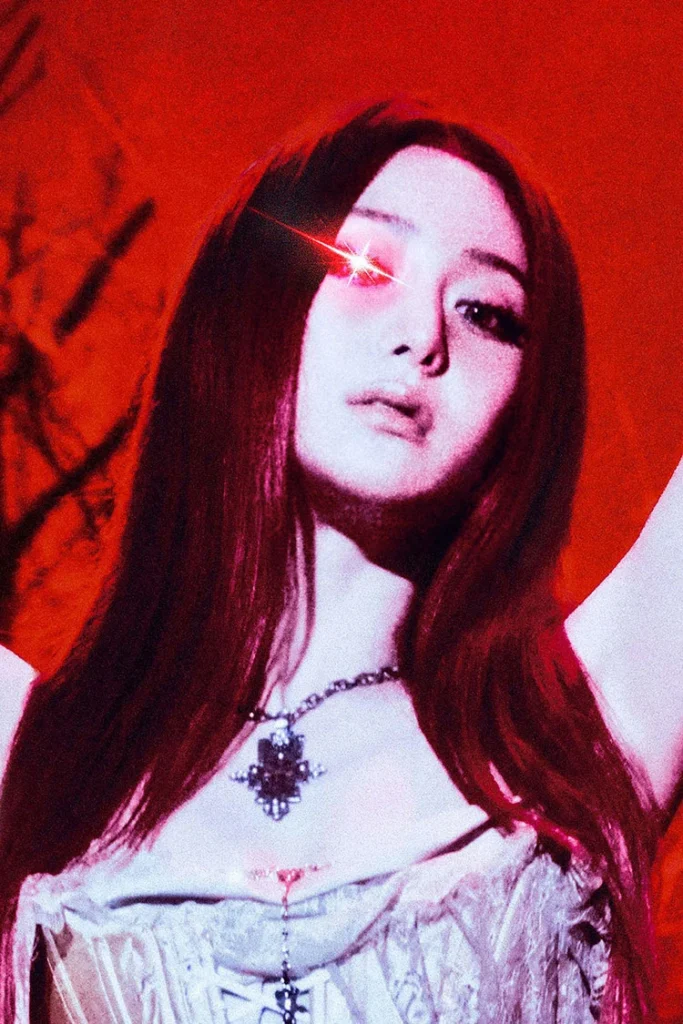 HUH YUNJIN of LE SSERAFIM official profile portrait