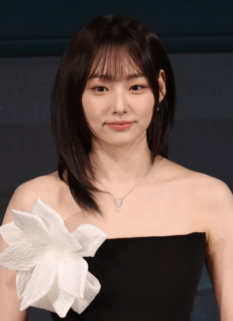 Kang Mina of I.O.I profile photo