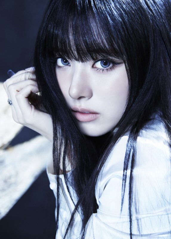 Anna (MEOVV) Profile: Model Career, Music, Facts and Videos