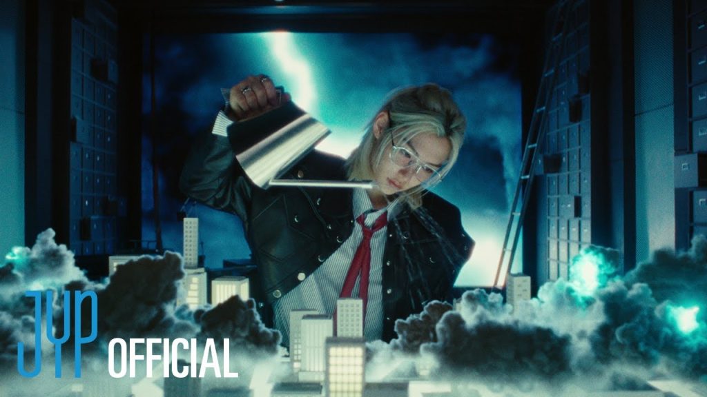 Stray Kids in exact playlist video sPgE8HitE_E reviewed here.