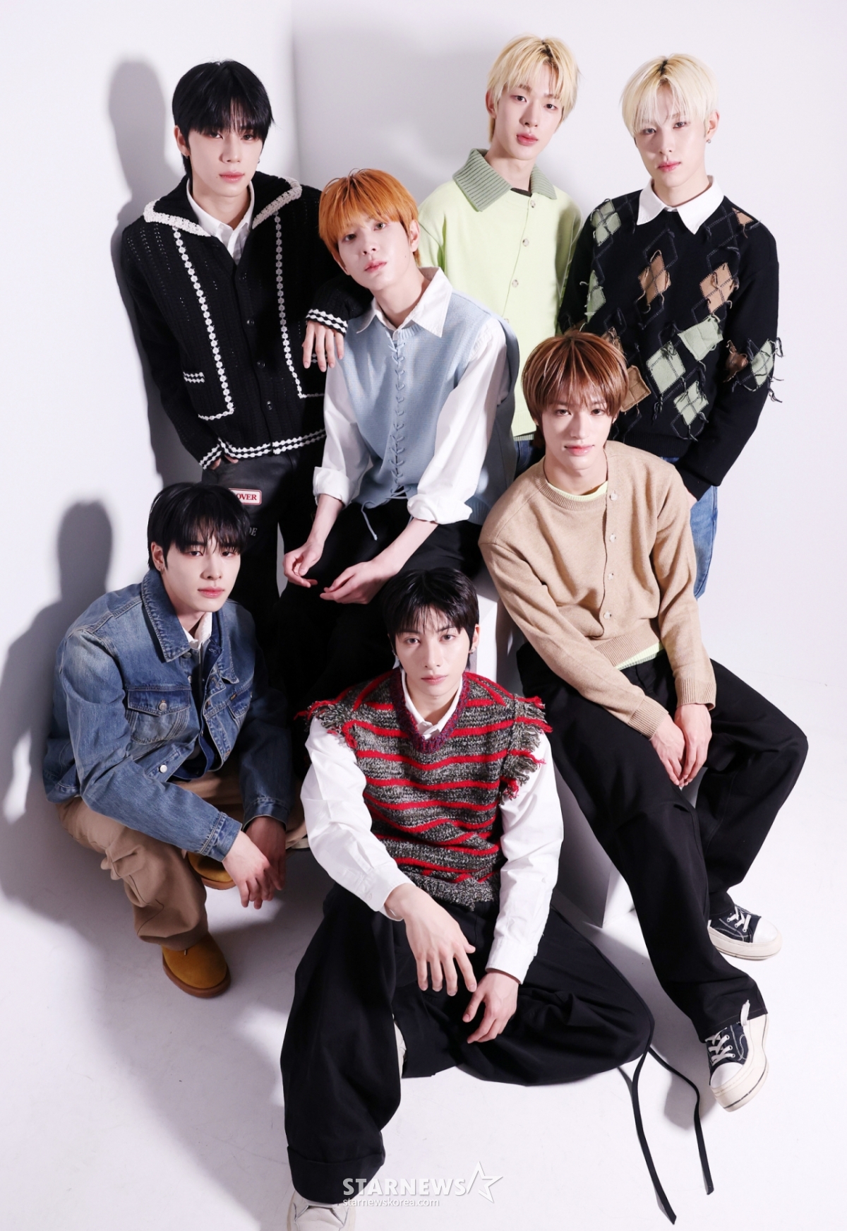 NEXZ One Bite official group image