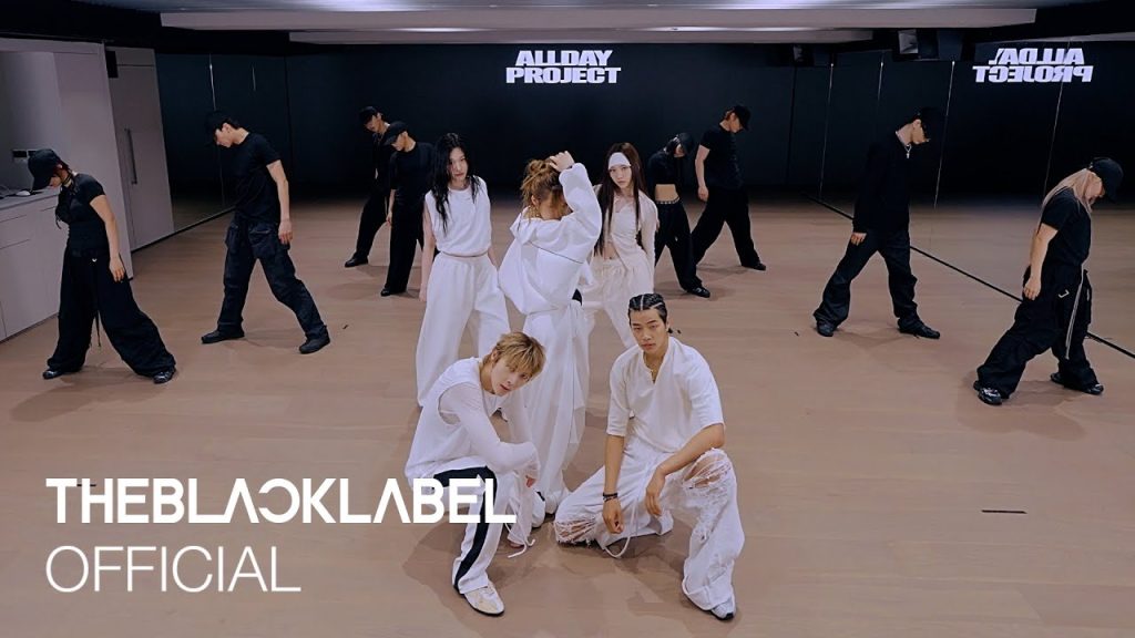 Annie, Tarzzan, Bailey, Woochan and Youngseo rehearsing FAMOUS together in the official dance practice video
