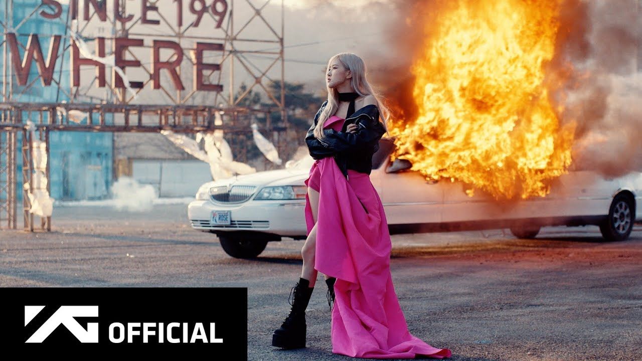 ON THE GROUND: ROSÉ Climbed So High She Had to Check the Floor
