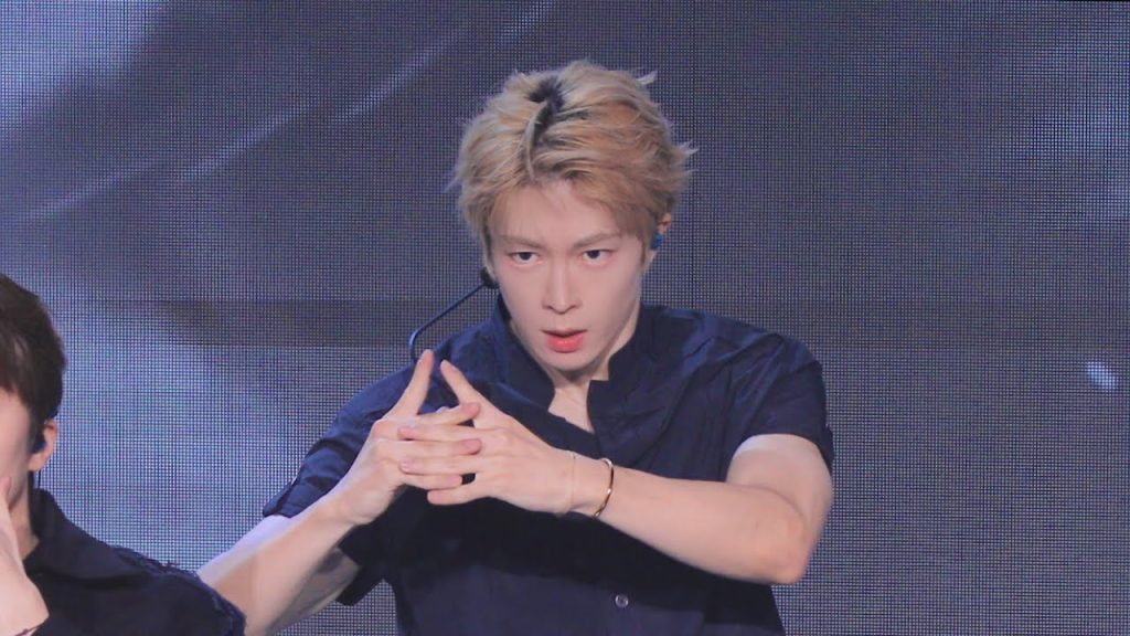 Dawon in a real individual SF9 performance frame.