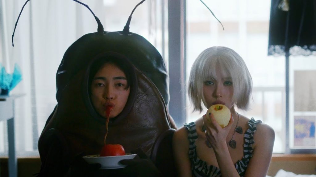 Sunmi in the real official BLUE! music video from the Heart Maid era.
