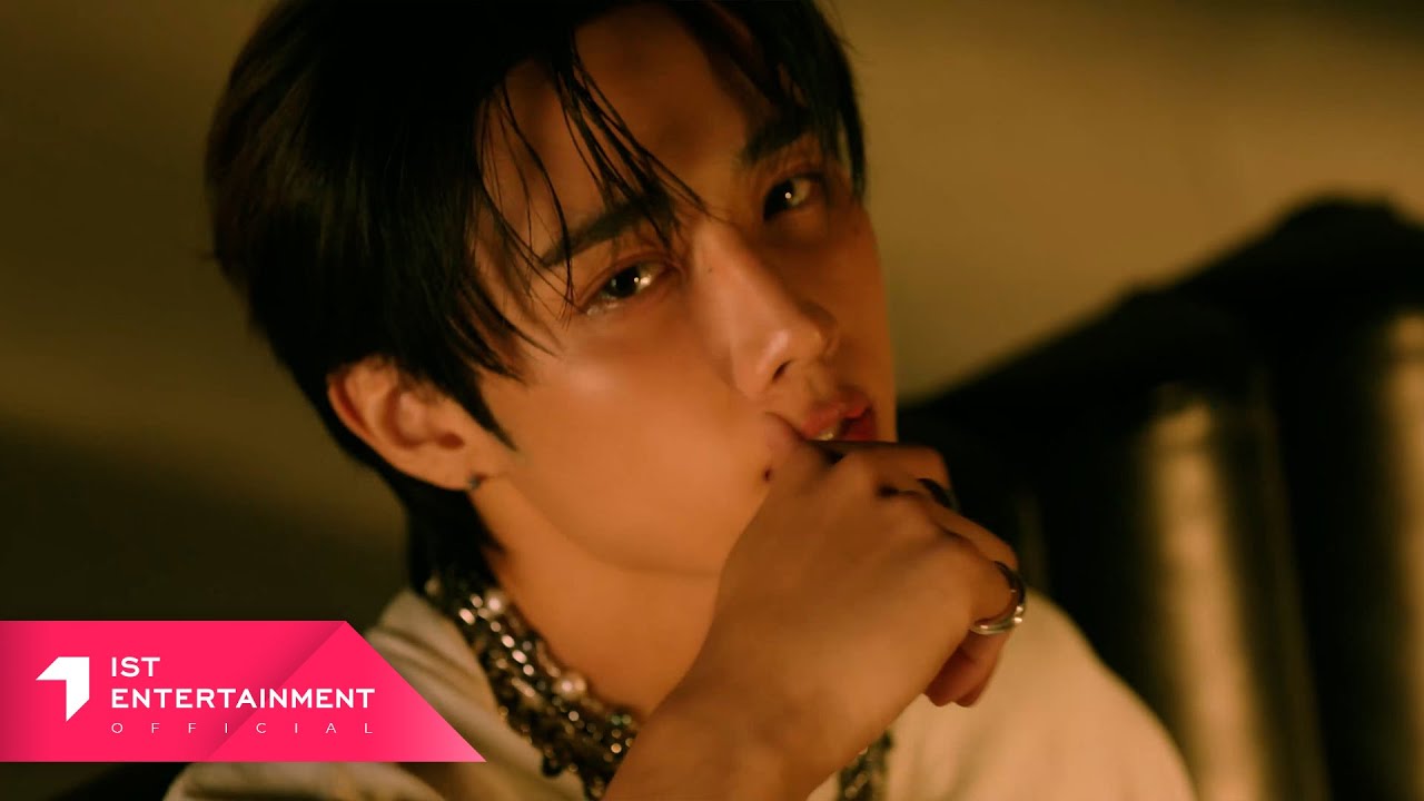 Honey: Sunwoo and Eric Made Flirting a Two-Man Relay