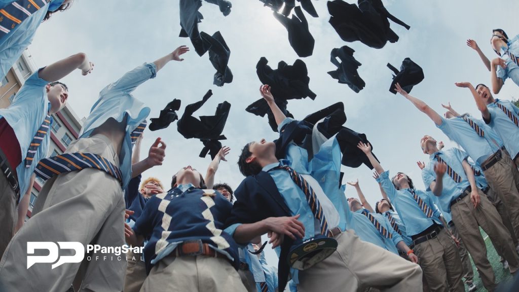 The Wind performing together in the official “Party Like A Rock Star” music video.