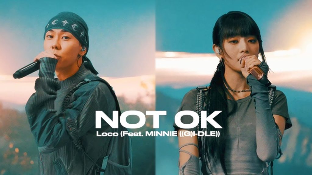 Loco and Minnie performing NOT OK in the official live video.