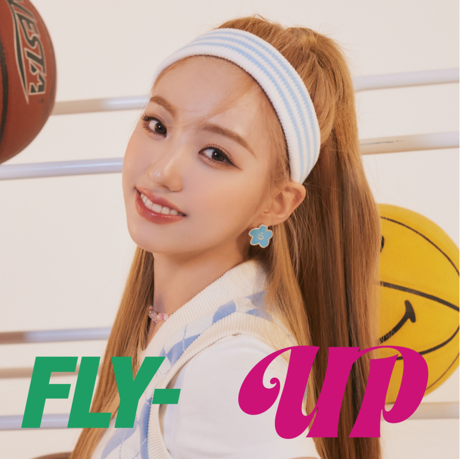 Yeseo official Kep1er solo-edition portrait